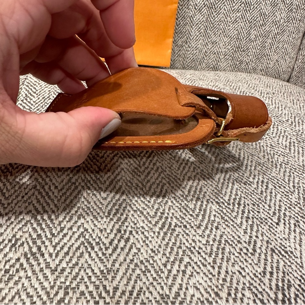 Louis Vuitton Luggage Tag with Poignet - Picture 7 of 8